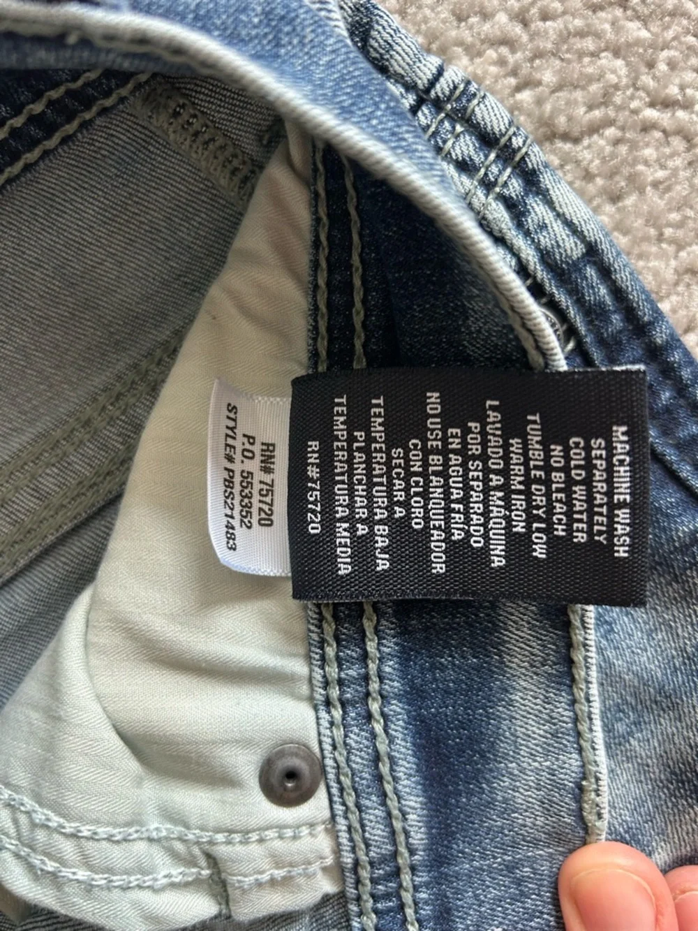 Buckle bke men’s 27x32 Aiden jeans
